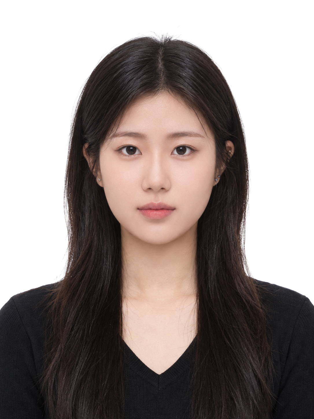 증명사진 · 긴 머리에 검정 브이넥을 입은 모습 · 이층사진관